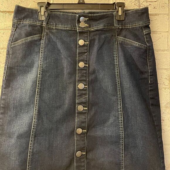 Style & Co Blue Denim Y2K Style Skirt Plus Size Curvy 14P - Picture 1 of 9